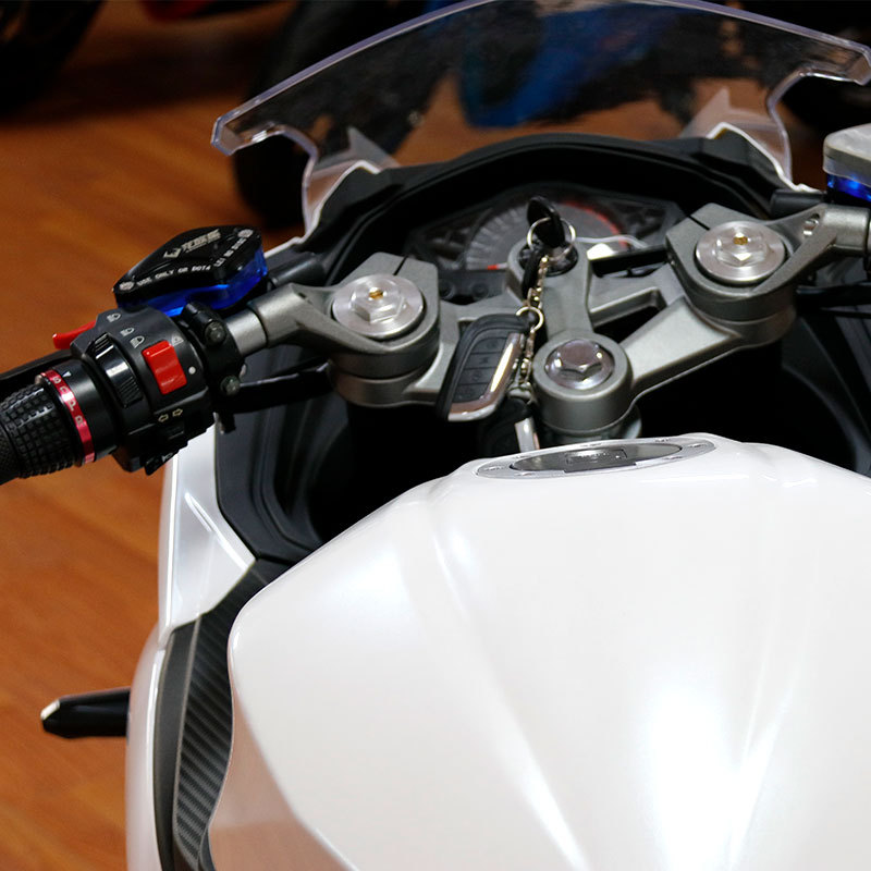 Motocicleta Eléctrica Stlf de  - 72V 5000W Electric Motorcycle reseña y precio
